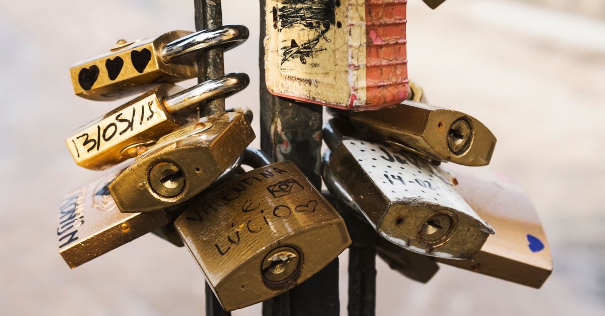 front door lock key — Steve Locksmith
